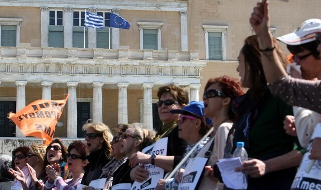 Απεργία: Κατεβάζει ρολά η χώρα. Ποιοι συμμετέχουν