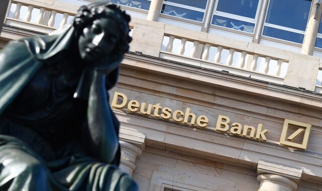 Deutsche Bank: Στην κόψη μιας νέας παγκόσμιας κρίσης