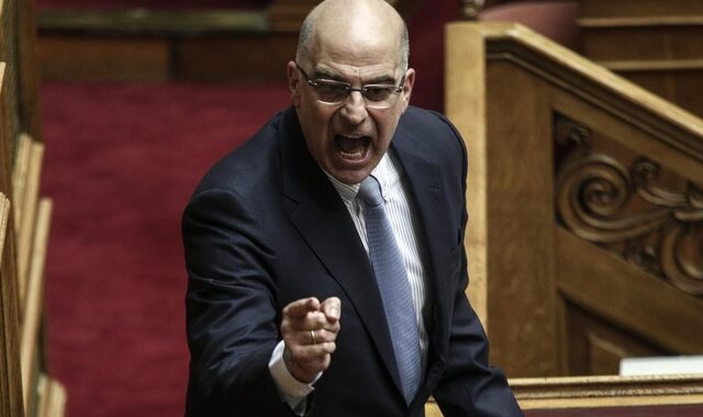 Μαλλιά-κουβάρια ΝΔ, ΚΚΕ, Λεβέντης για… Μεταξά και Παπαδόπουλο