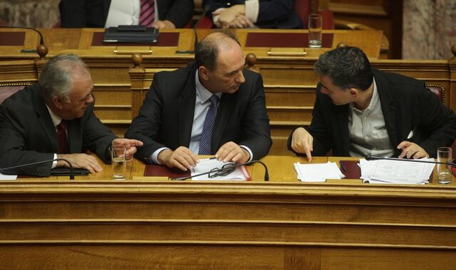 Τράπεζες: Δεν έχουν διάθεση για πωλήσεις δανείων σε funds
