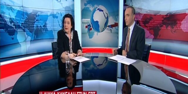 ‘Μαύρο’ στην ΕΡΤ. Εισβολή του Ρουβίκωνα στο στούντιο, στο δελτίο για τα 50 χρόνια δημόσιας τηλεόρασης