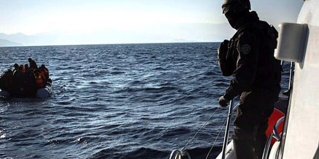Πλοίο της Frontex περισυνέλεξε 900 μετανάστες