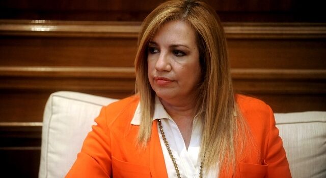 Κυβέρνηση εθνικής ενότητας προτείνει η Γεννηματά