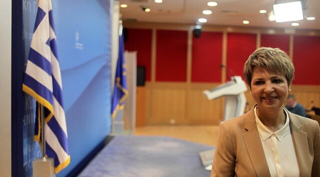 Ντουγρού στην κατηφόρα την μεγάλη
