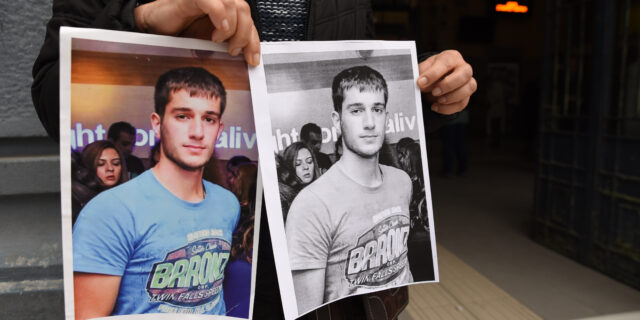 Ξέσπασε ο θείος του Γιακουμάκη. ‘Αγαπητοί νταήδες, σας λυπάμαι’