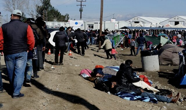 Άνοιξε η ουδέτερη ζώνη στην Ειδομένη για τη διέλευση προσφύγων