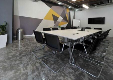 REGUS:  Η σημασία του meeting room για την εικόνα της επιχείρησης σας