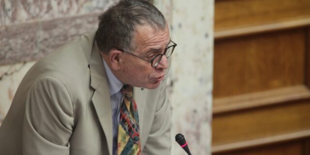 Μουζάλας: Το κλείσιμο των συνόρων θα προκαλούσε μείζονα ανθρωπιστική κρίση στην Ελλάδα