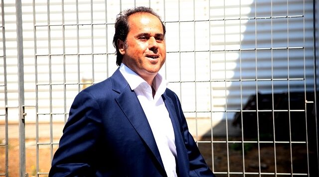 Με φόντο την υπόθεση Παπασταύρου συνεχίζεται ο πόλεμος ανακοινώσεων