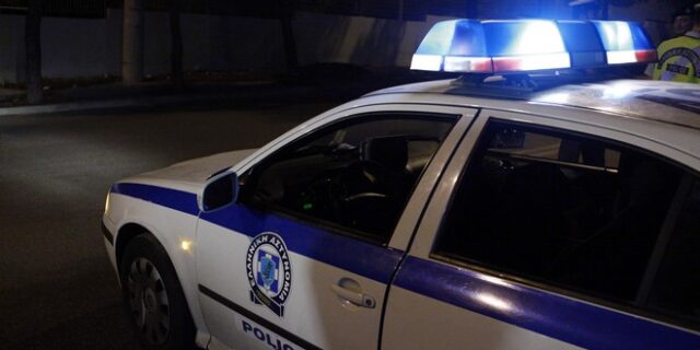 Ομάδα αντιεξουσιαστών πίσω από τις ζημιές σε αυτοκίνητο έξω από το Εργατοϋπαλληλικό Κέντρο Θεσσαλονίκης