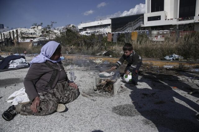 Απαγόρευση εισόδου δημοσιογράφων στα κέντρα υποδοχής προσφύγων