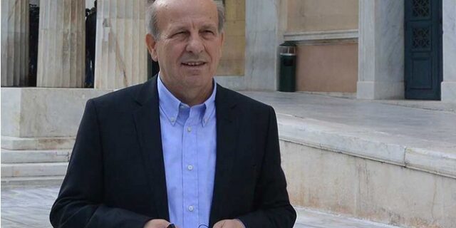 Γκαζάκια στο σπίτι του βουλευτή του ΣΥΡΙΖΑ Χρήστου Σιμορέλη