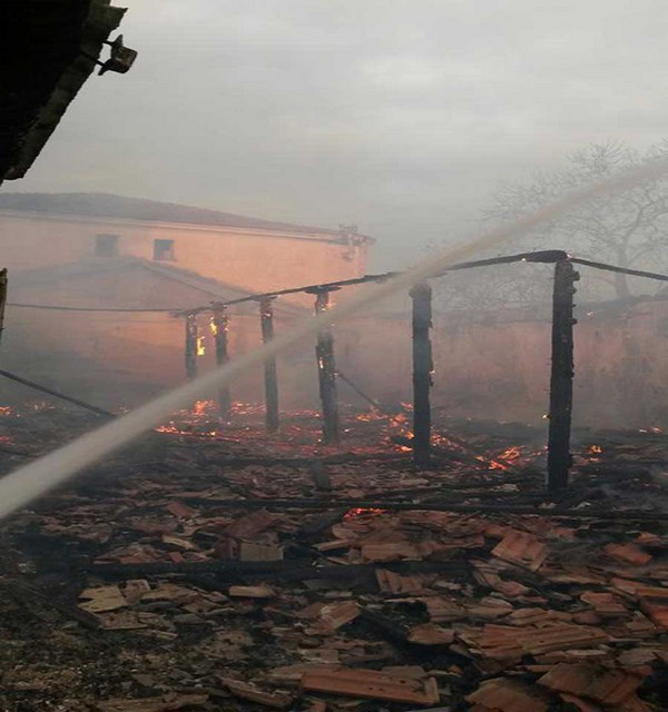 Γιαννιτσά: Δύο πυρκαγιές σε ένα 24ωρο σε δύο στρατόπεδα που επρόκειτο να χρησιμοποιηθούν για τη φιλοξενία προσφύγων