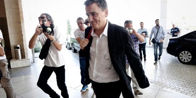 Ζήτω που καήκαμε