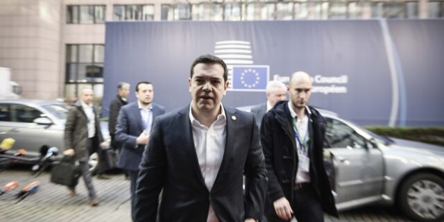 Οι Ευρωπαίοι Σοσιαλιστές στηρίζουν τη στρατηγική Τσίπρα για μεταναστευτικό και Brexit