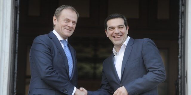 Κρίσιμες ώρες για το προσφυγικό. Συνάντηση Τσίπρα-Τουσκ στο Μαξίμου