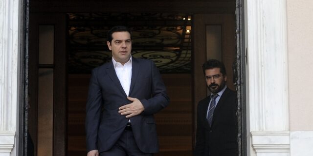 Plaudite amici comedia finita est!*