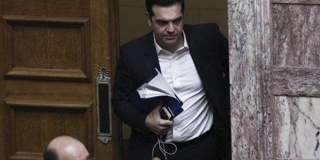 Σε εκρηκτικό πολιτικό σκηνικό, η εισήγηση Τσίπρα την Τετάρτη στο υπουργικό