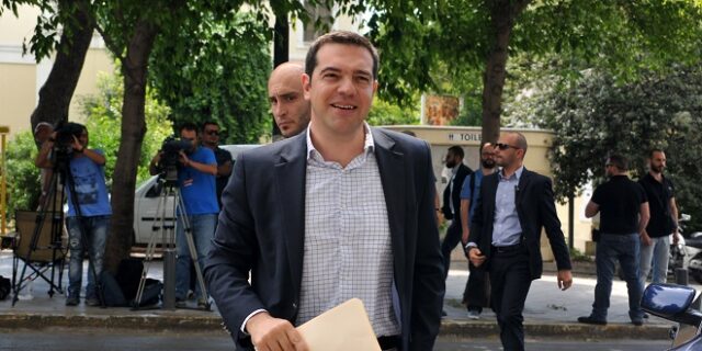 Μηνύματα Τσίπρα σε αγρότες, συνδικάτα και δανειστές
