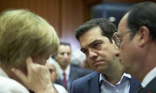 Τσίπρας, Ολάντ, Μέρκελ συζητούν για όλα. Πιέζουν οι χώρες του Βίσεγκραντ – απαντά η Ευρώπη