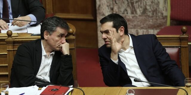 Βάζει μπροστά την πολιτική διαπραγμάτευση το Μαξίμου