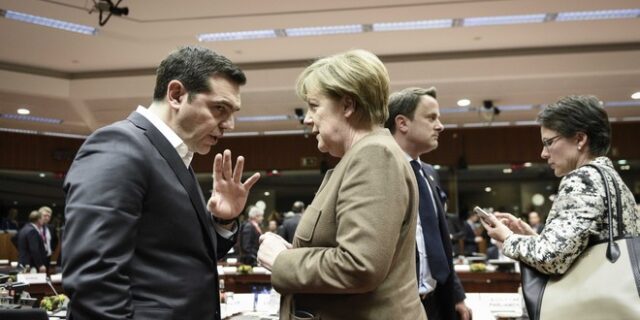 Το κείμενο συμπερασμάτων της Συνόδου για το προσφυγικό. Ικανοποίηση από την κυβέρνηση