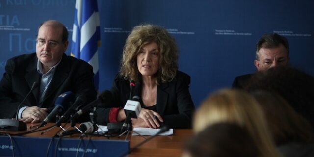 Αποχωρούν τα ΤΕΙ από τον διάλογο για την Παιδεία. ‘Ανταλλαγή πυρών’ προέδρων – Αναγνωστοπούλου