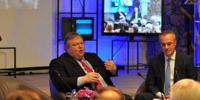 Βενιζέλος: Ολέθριο ιστορικό λάθος η σύνδεση προσφυγικού – αξιολόγησης