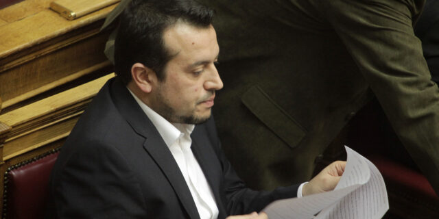 Παππάς: Η ΝΔ έβαζε σημερινούς υπόδικους να μοιράζουν διαφημίσεις εκατομμυρίων