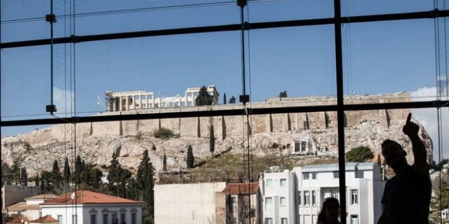 Σκληρό μπρα ντε φερ κυβέρνησης – δανειστών για το αφορολόγητο. Γερό ‘ψαλίδισμα’ ζητά το κουαρτέτο