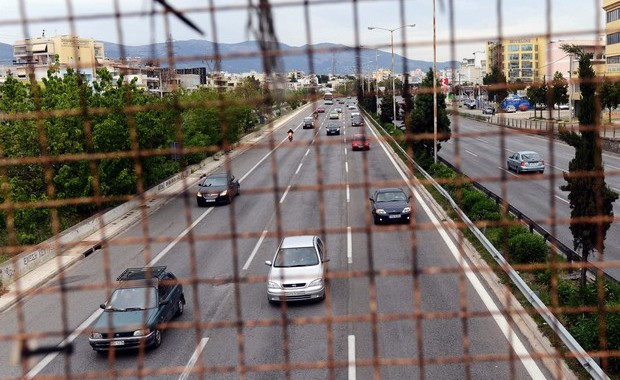 Δεν θα ξεφεύγει κανείς: Τσιπάκι σε όλα τα οχήματα θα δίνει στοιχεία για τέλη, ΚΤΕΟ, ασφάλιση