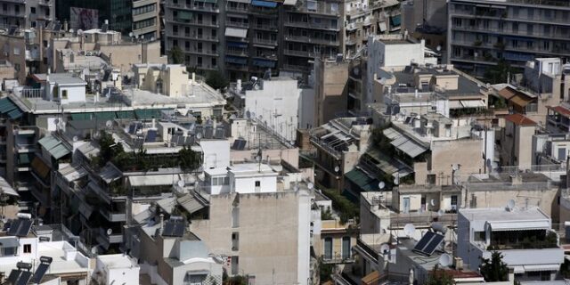 Βουλή: Ψηφίστηκε η παράταση στην απαγόρευση πώλησης κόκκινων δανείων