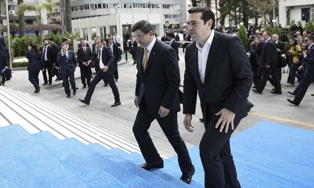 Τίμιος εχθρός ή ψεύτης φίλος;
