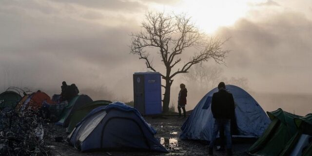 Αποκλεισμένοι στην Ειδομένη