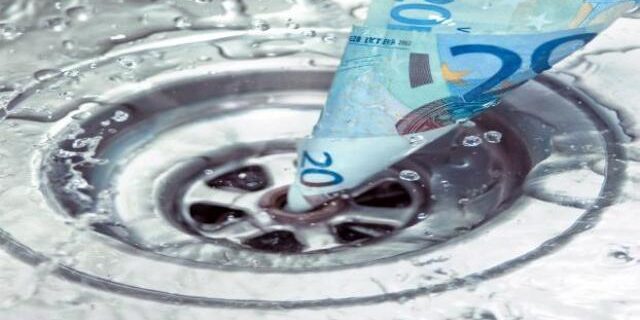 Πως θα προστατευτείτε από τις υψηλές χρεώσεις στην κατανάλωση νερού