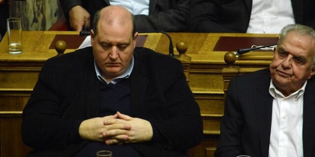 Φίλης για τον ύπνο στη Βουλή: ‘Έχω κλινική άπνοια’