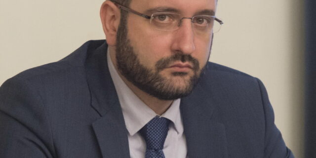 Ανησυχία ΟΕΕ για τη διαρκή αναβολή των φορολογικών δηλώσεων