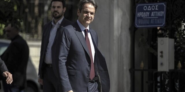 Συλλυπητήρια επιστολή Μητσοτάκη στον Αχμέτ Νταβούτογλου