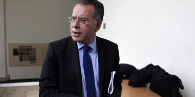 Επιμένει για εκλογές η ΝΔ