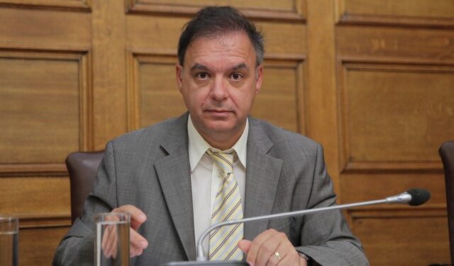 Λιαργκόβας στο ΝΕWS 247: Η αξιολόγηση πρέπει να κλείσει και θα κλείσει ως τα τέλη Απριλίου