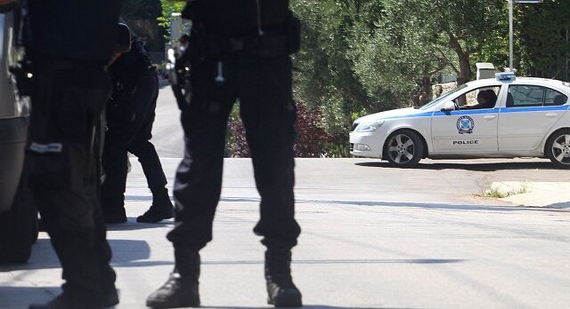 Ληστεία σε χρηματαποστολή στο Πικέρμι