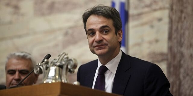 ΝΔ: Τα διλήμματα του Μητσοτάκη για το προσφυγικό