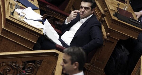 Μετωπική κυβέρνησης με ΝΔ στη Βουλή
