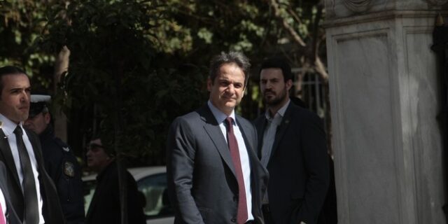 Δέσμευση Μητσοτάκη για κατάργηση του ειδικού φόρου κατανάλωσης στο κρασί