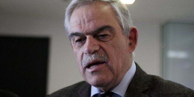 Τόσκας: «Η Ελλάδα δεν μπορεί να σταματήσει τους δεκάδες χιλιάδες πρόσφυγες και μετανάστες»
