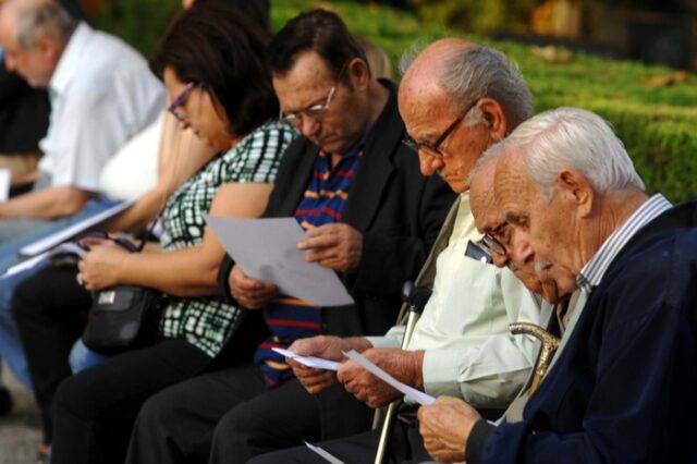 Αλλαγές στην χορήγηση επιδομάτων ΟΓΑ. Τι προβλέπει νέα ΚΥΑ