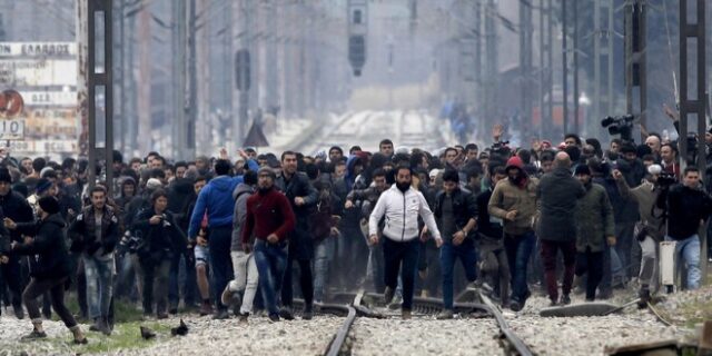 Νέες διπλωματικές πρωτοβουλίες για το προσφυγικό