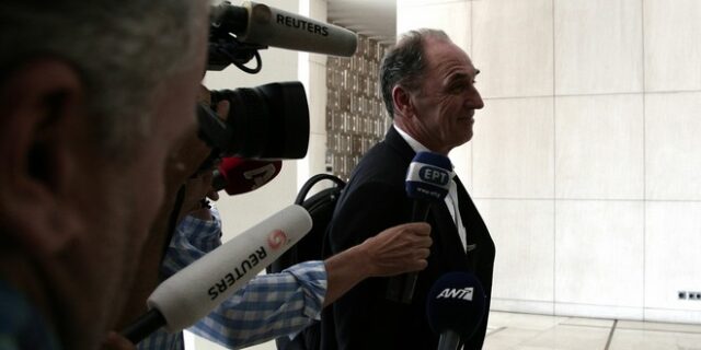 Μάχη με το χρόνο για συμφωνία πριν τα τέλη του μήνα