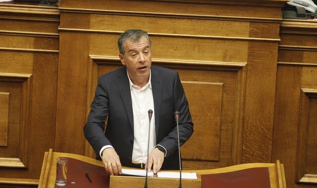 Θεοδωράκης: Η διαπλοκή συναλλάσσεται με την εξουσία και σήμερα εξουσία είστε εσείς