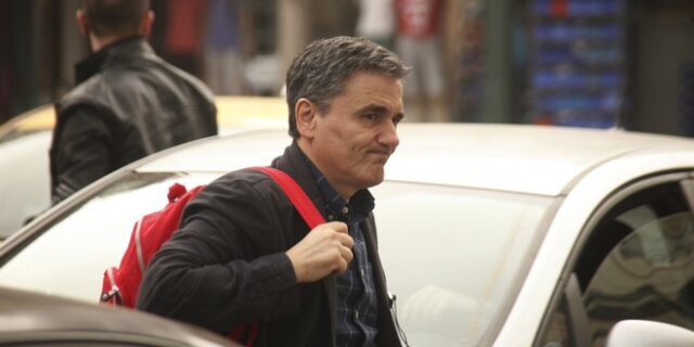 Επιτέλους, ξεμπερδέψαμε και με το χρέος